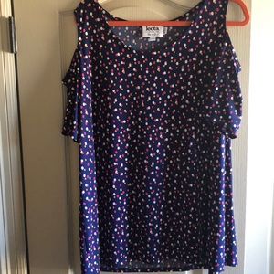 leota short sleeve cold shoulder top